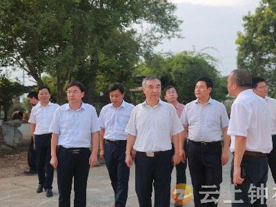 荆门市委常委、组织部部长刘富国在钟祥调研基层党建工作