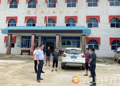 罗汉寺种畜场：实地走访 为企解难