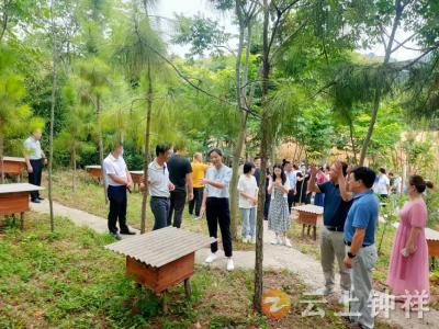 钟祥市乡村振兴半年工作推进会在东桥召开