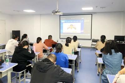 2022年全市中医药适宜技术培训班在中医院顺利召开