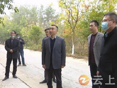 白海峰在长寿巡林、调研“一线协商•共同缔造”暨“一下三民”实践活动推进情况