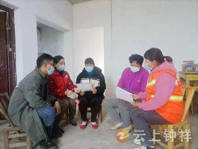 东桥镇永隆村：发挥网格员优势 助力乡村振兴