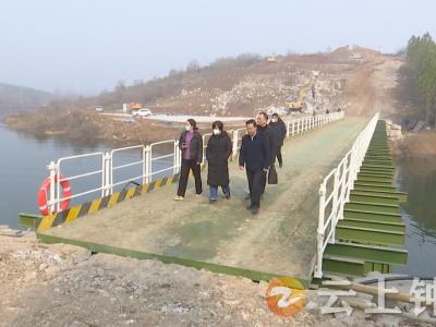 王小庆走访慰问专家人才