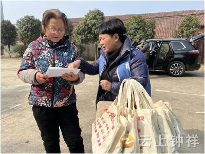 网格员积极宣传 社区创城氛围浓