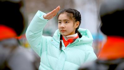张馨月小朋友探访雷锋精神发祥地——辽宁·抚顺