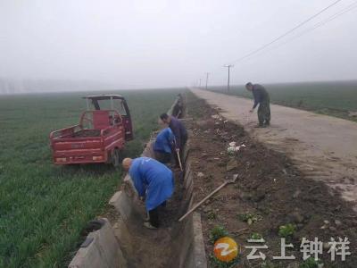 丰乐镇安桥村：渠道清杂淤 “格格”齐助力