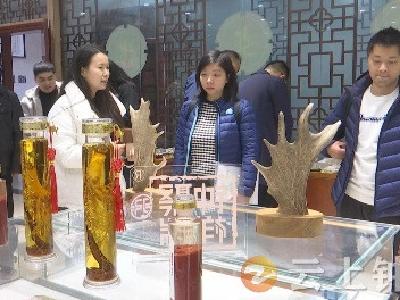 湖北省专家博士后科技服务团走进钟祥