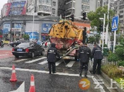钟祥市住建局全力以赴做好防汛排涝工作