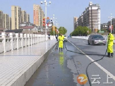 钟祥市市容环境卫生管理局：开展洁城行动 擦亮城市底色