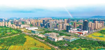 《人民日报》头版+整版关注中国光谷高质量发展：这束光，在创新中持续闪亮