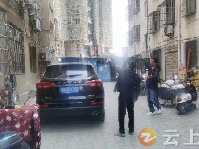 钟祥市皇庄街道朝宗桥社区：格格爱心点亮“三无小区”