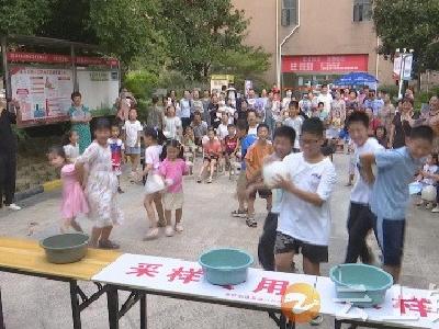 皇城门社区：便民服务+趣味游戏 增进街坊邻里友谊