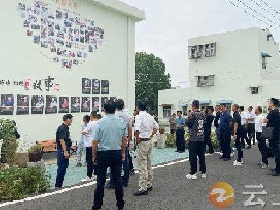 石牌镇：观摩学习提干劲 “共同缔造”谋新篇