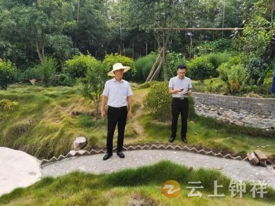 共同缔造焕新颜 绘就移民村“新画卷”