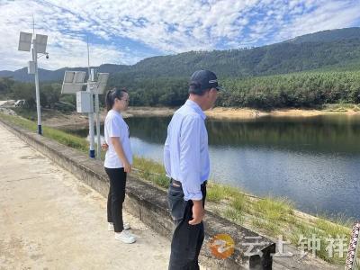 东桥镇永隆村：网格助力巡河 共护美好家园