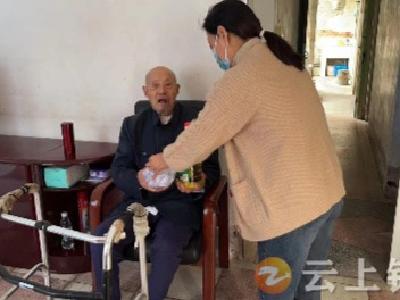 情系高龄老人 网格员关爱走访暖人心