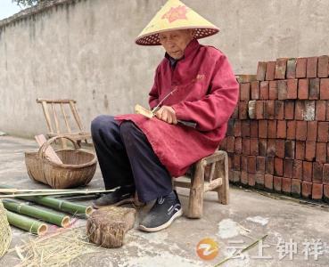旧口脱贫户耄耋之年仍自力更生