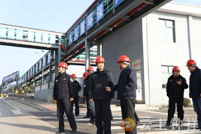 宋学军检查民爆物品安全管理、企业安全生产等工作