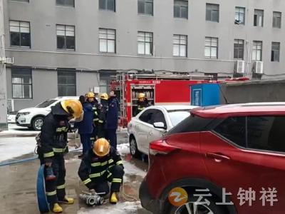 郢中街道文峰社区组织开展消防安全演练