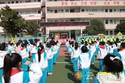 莫愁小学：节水·我们一起行动 助力良好营商环境