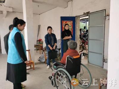 钟祥市残联到洋梓镇开展入户走访残疾人活动