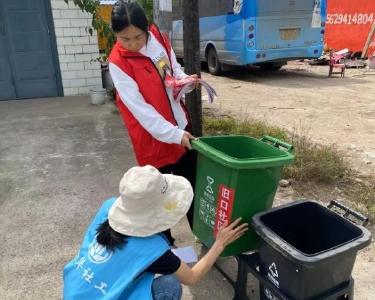 旧口镇社工站开展“垃圾入箱·文明健康”志愿服务活动