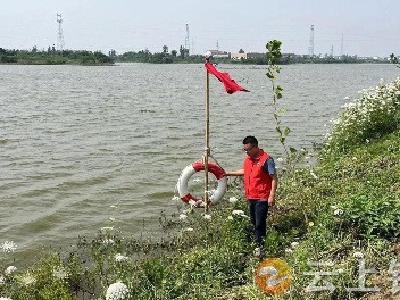 石牌镇王坡村构筑防溺水屏障 守护青少年生命安全