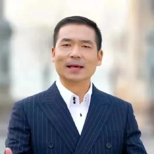 【音韵轩阁】柳顺涛诵读《别追逐风，你就在风中》 