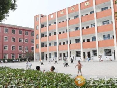 钟祥市胡集镇小学：“一校六区”强发展  深度融合创特色