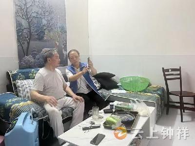 郢中街道中果园社区：服务群众零距离 上门认证暖人心