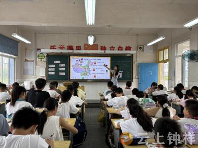 钟祥市承天小学：聚焦课堂教学 提升业务能力