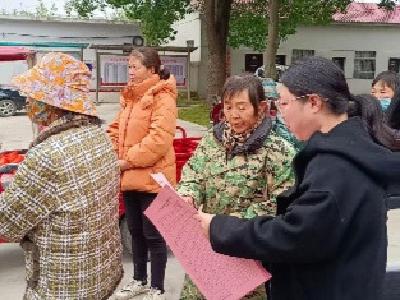 钟祥市居保中心：政策面对面 服务零距离