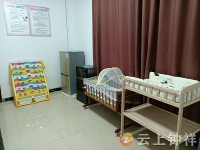钟祥市总工会积极推进“爱心母婴室”建设