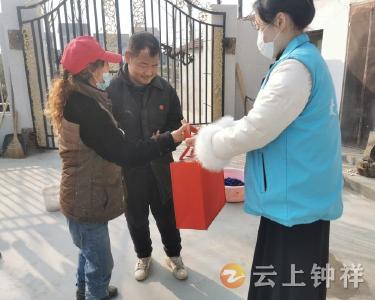 磷矿镇社工站：慰问活动暖人心 关怀行动显真情