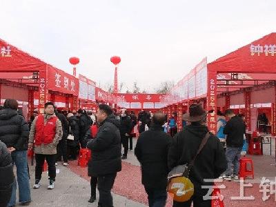 春风行动送岗促就业  精准服务暖民心