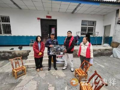 客店镇南庄村：春节走访送温暖 拥军优属暖人心