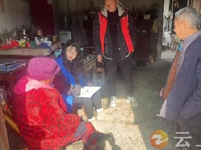 石牌镇胡冲村：安全知识送上门 筑牢安全防火墙