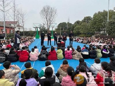 石牌镇荆台小学：民族器乐进校园 奏响文化传承新乐章