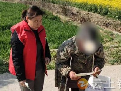 冷水镇砂石岭村：惠残政策暖民心 入户宣传见真情