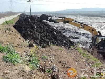石牌镇何巷村：网格助力解民忧 道路拓宽暖人心
