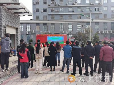 郢中街道冯家岭社区开展消防安全演练 共筑安全防线