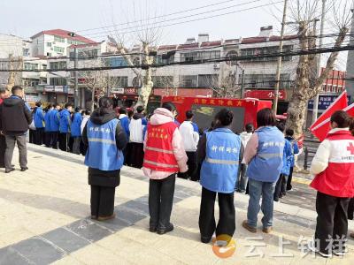 宫塘社区网格员与钟祥市第四中学开展消防教育宣传