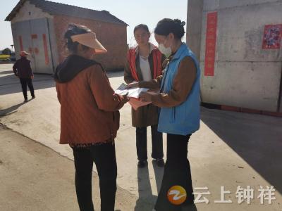 磷矿镇社工站：凝聚社工力量 关爱“一老一小”