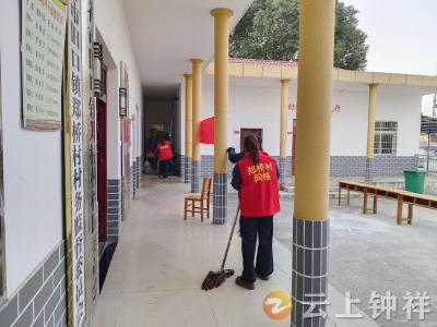旧口镇郑桥村：网格聚力“大扫除” 清洁环境暖人心