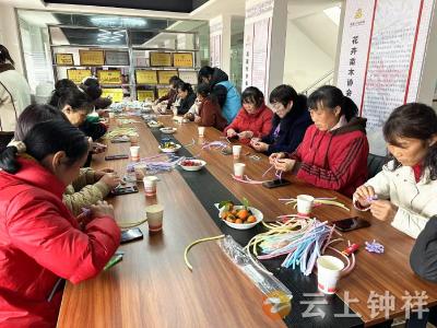 皇庄街道皇城社区开展“妙手生花 熠熠芳华”三八妇女节活动