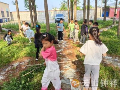 伍庙中心幼儿园：小手显担当 劳动有力量