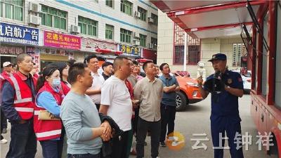 柴湖镇：百余人实战演练 筑牢消防安全防线