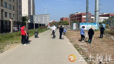 皇庄街道龙山社区：党建引领办实事 背街道路焕新颜