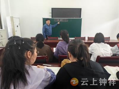 “粉墨润师田 笔尖展风采”冷水镇小学开展两笔字培训