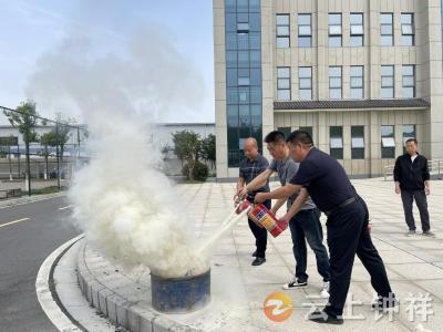 钟祥市航道管理局：消防演练于“心” 防患未然于“行”